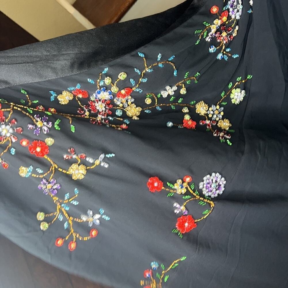 New ▶️ MAC DUGGAL ◀️ FAUX WRAP MULTI COLORED BEADED FLORAL GOWN 26530. Size 8 - Picture 7 of 17